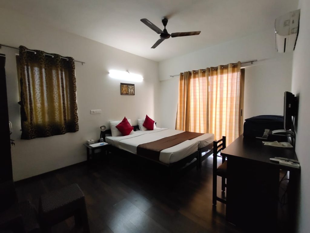 live innovative corporate stays pune (8)